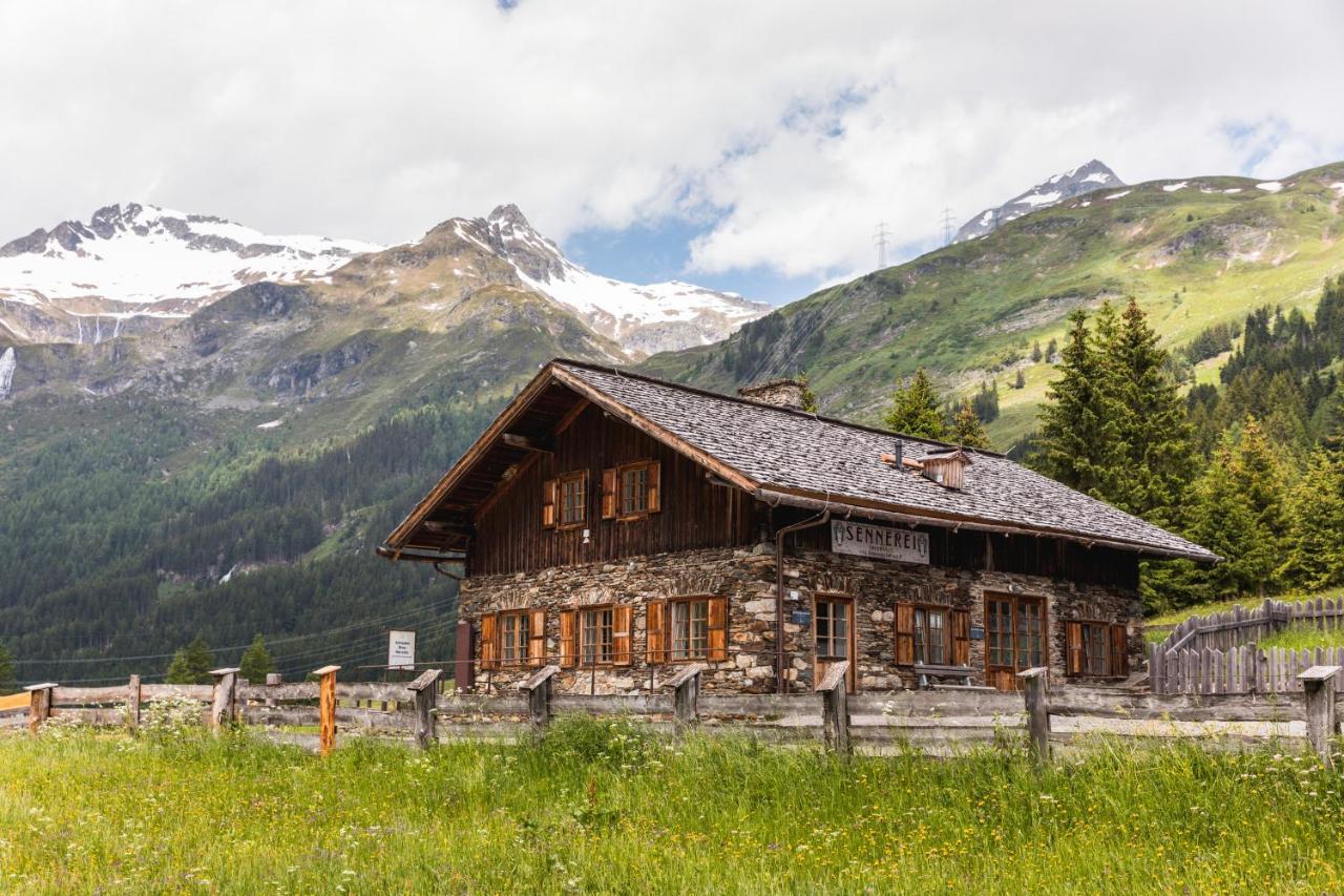 Gaestehaus Tauernhaus Matrei in Osttirol Exterior photo